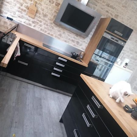 Belle Chambre D'Hote Pour 2 A 4 Personnes Apartment Chef-Boutonne Exterior photo